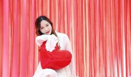 戚薇爆料朋友圈视频素材,生活点滴中的明星日常